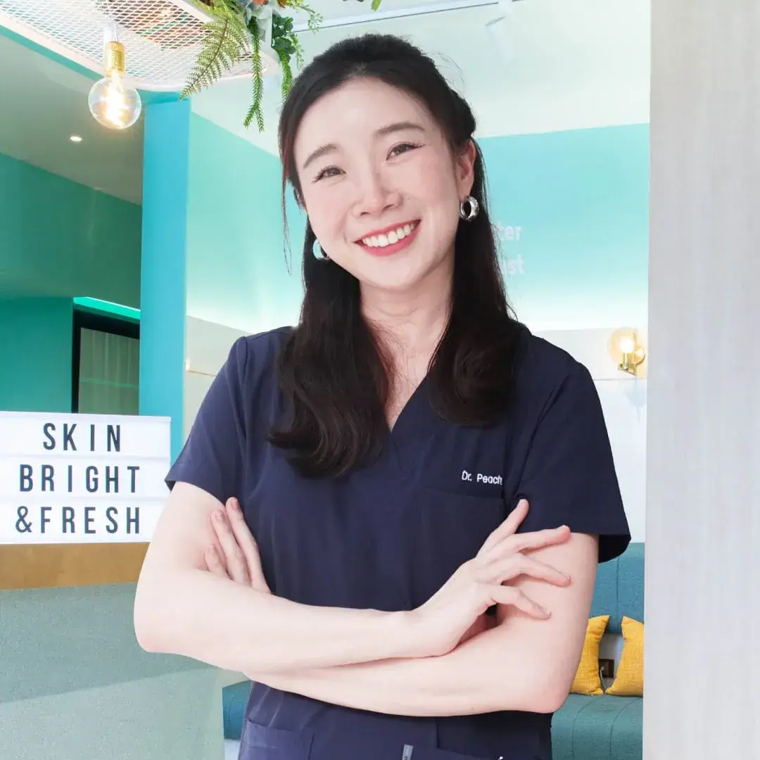 พญ. อชิตา สินอนันต์วณิช (หมอพีช) แพทย์เวชศาสตร์ความงาม Fresh Code Clinic