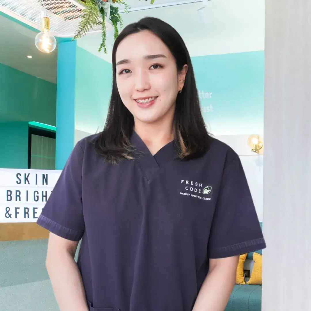 พญ. เกวลี แชร์ (หมอซอนฮี) แพทย์ Fresh Code Clinic
